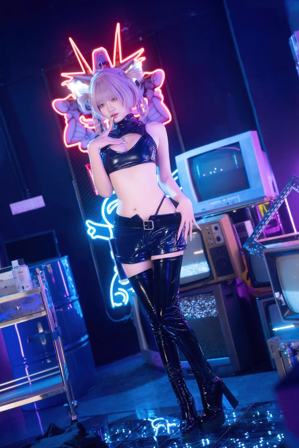 柒柒要乖哦_No_070_彻夜之歌_常服七草荠_41P_389MB tg@simisebaisi 【丝足阁】015.webp